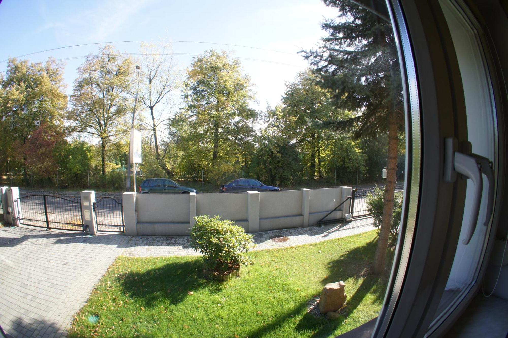 Nest Nocleg Познань Экстерьер фото